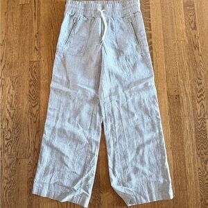 Athleta wide Leg Flowy Light Blue Linen Pants size 4 small